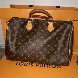 Louis Vuitton Speedy 35